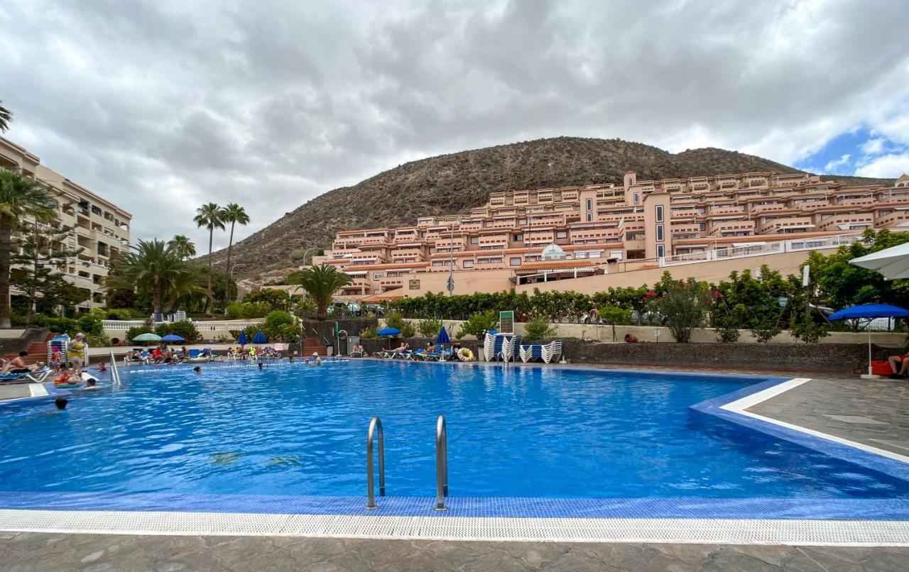 Korallia Guesthouse Castle Harbour Los Cristianos  Kültér fotó