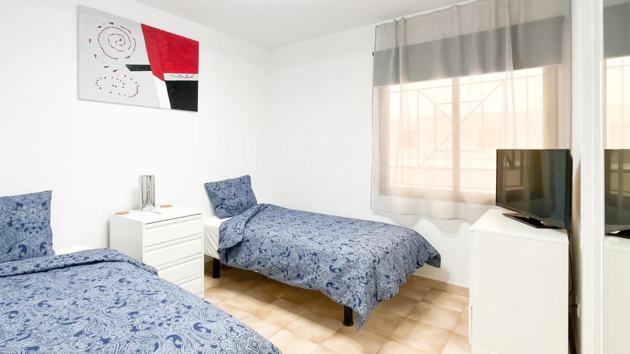 Korallia Guesthouse Castle Harbour Los Cristianos  Kültér fotó